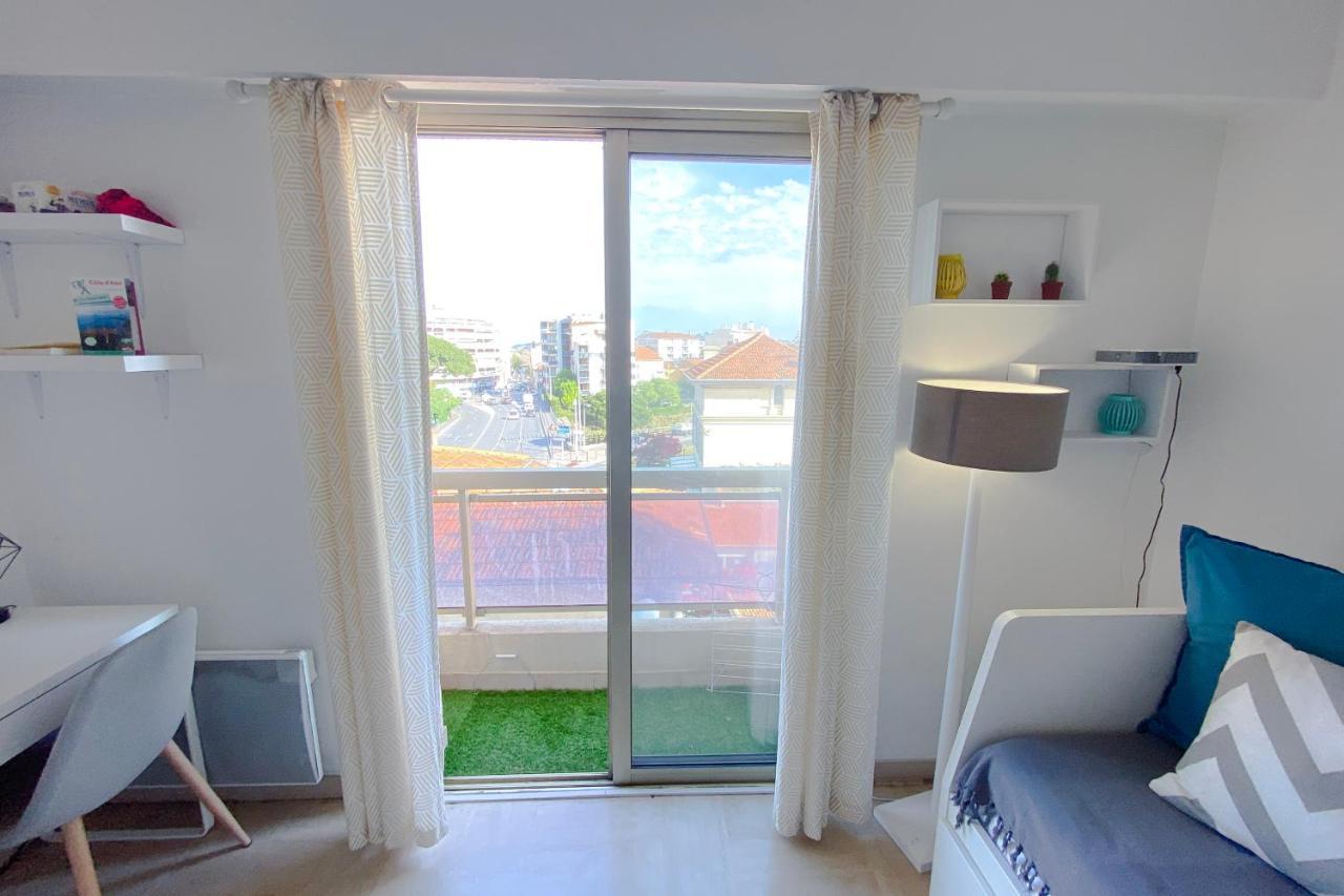 Guignon - Apart Sunny Comfort Close To The Port & Station Антиб Екстериор снимка