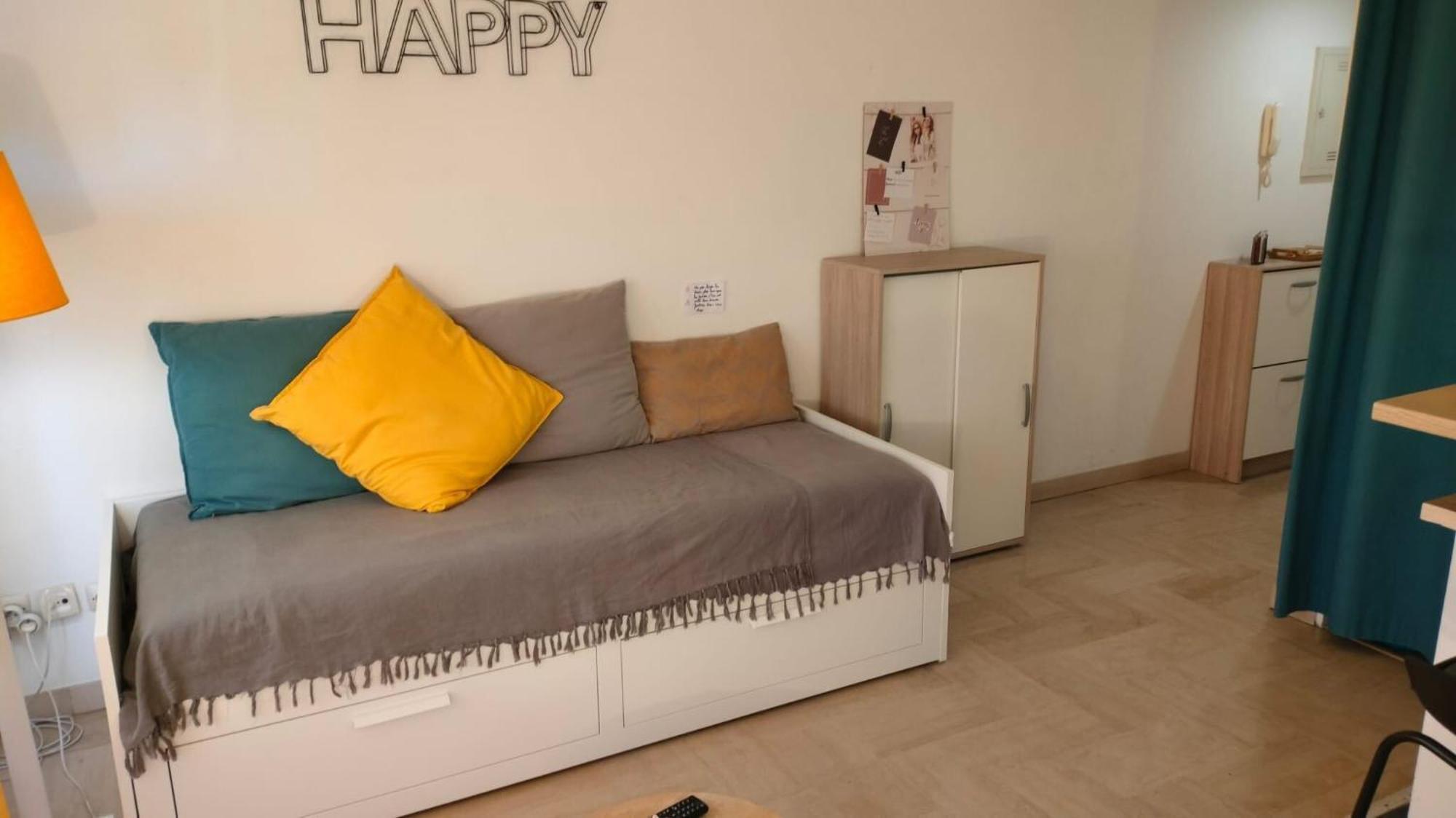 Guignon - Apart Sunny Comfort Close To The Port & Station Антиб Екстериор снимка